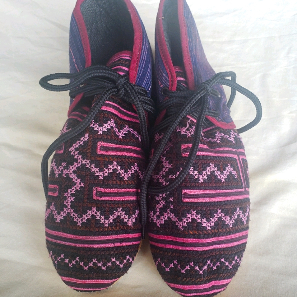Handmade Shoes - Hmong Tribe fabric - 7w